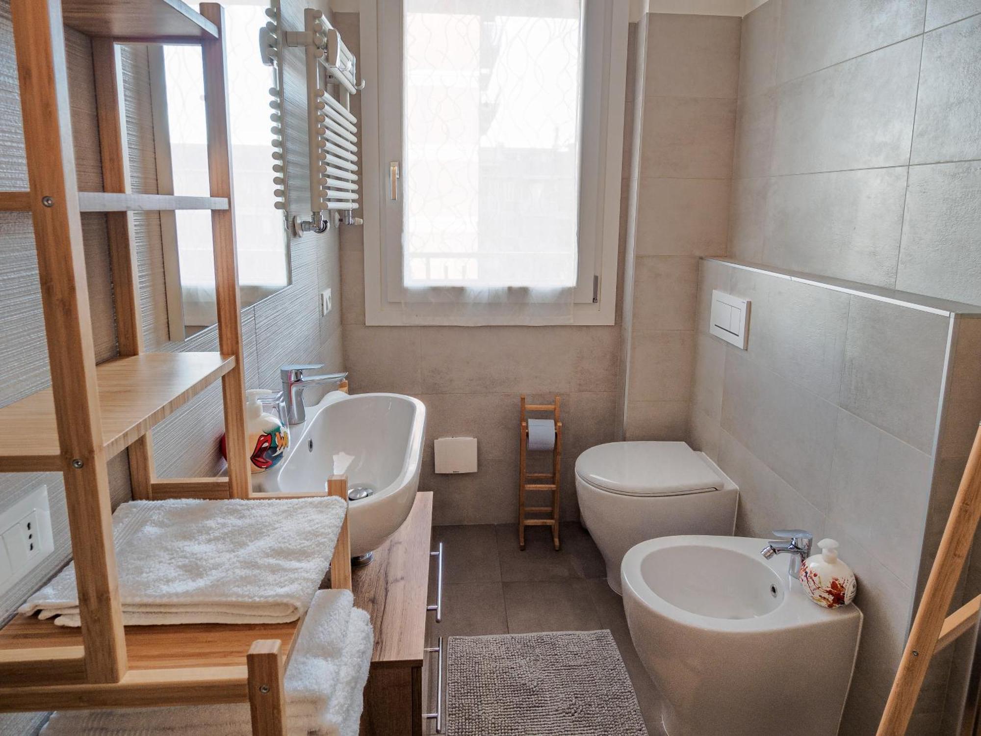 B&B Wiligelmo Intero Appartamento Con Colazione Inclusa Modena Exterior foto